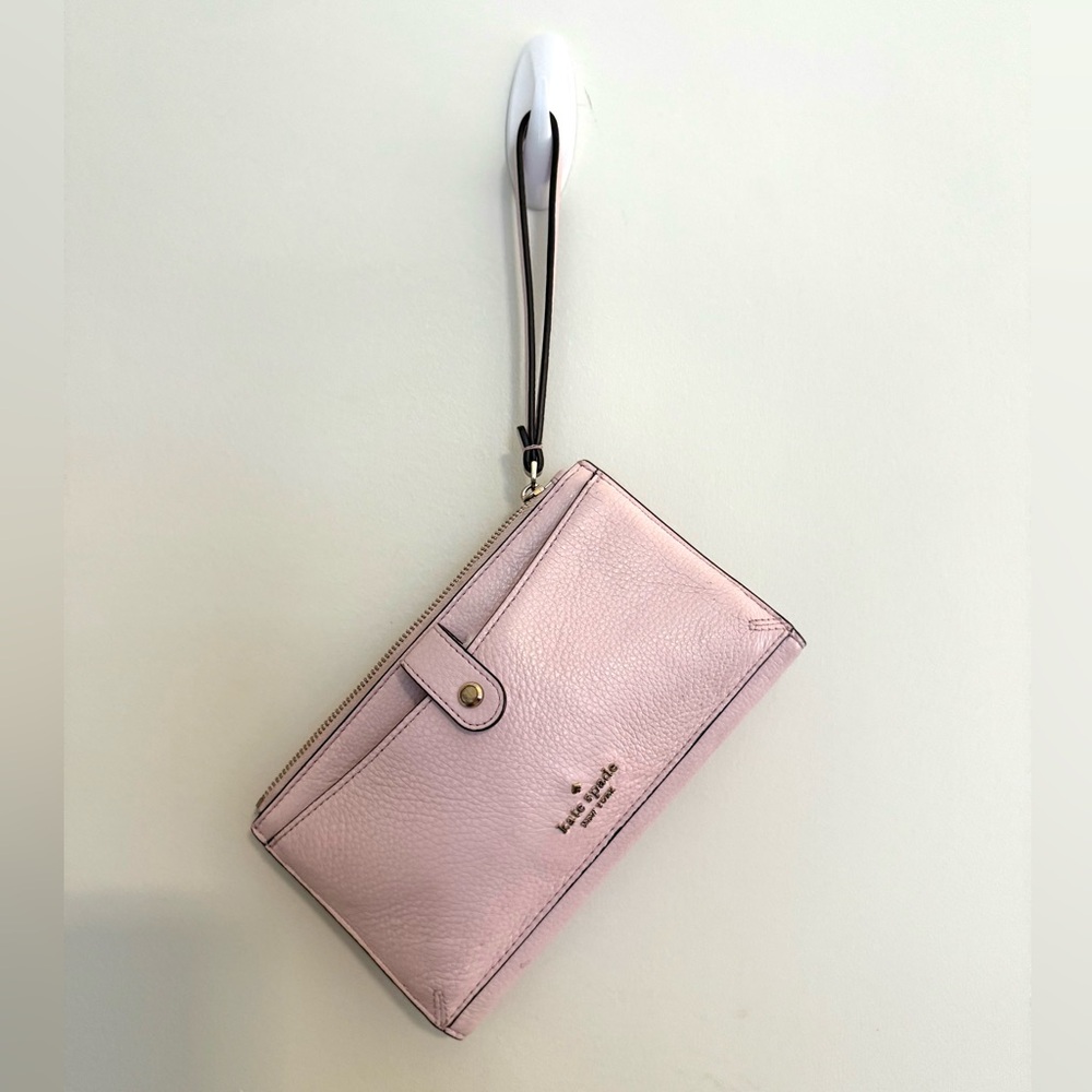 Kate Spade Blush Pink Leather Wristlet - Picture 2 of 9